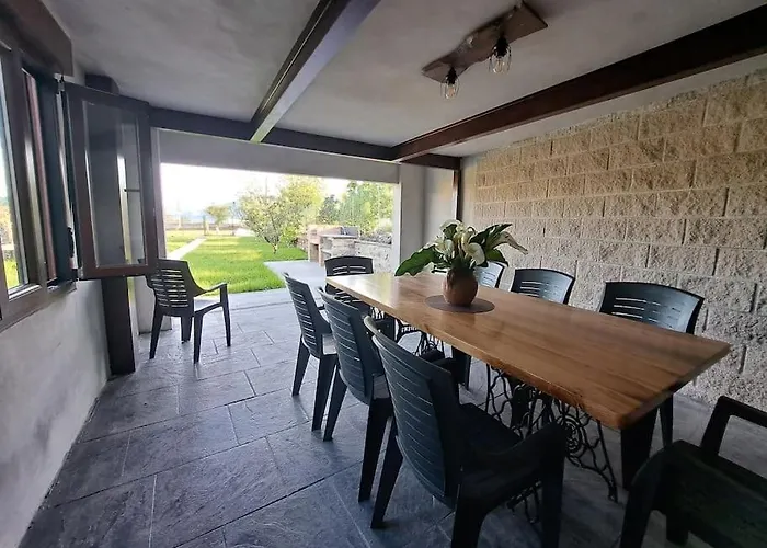 El Arbol Rojo Apartment